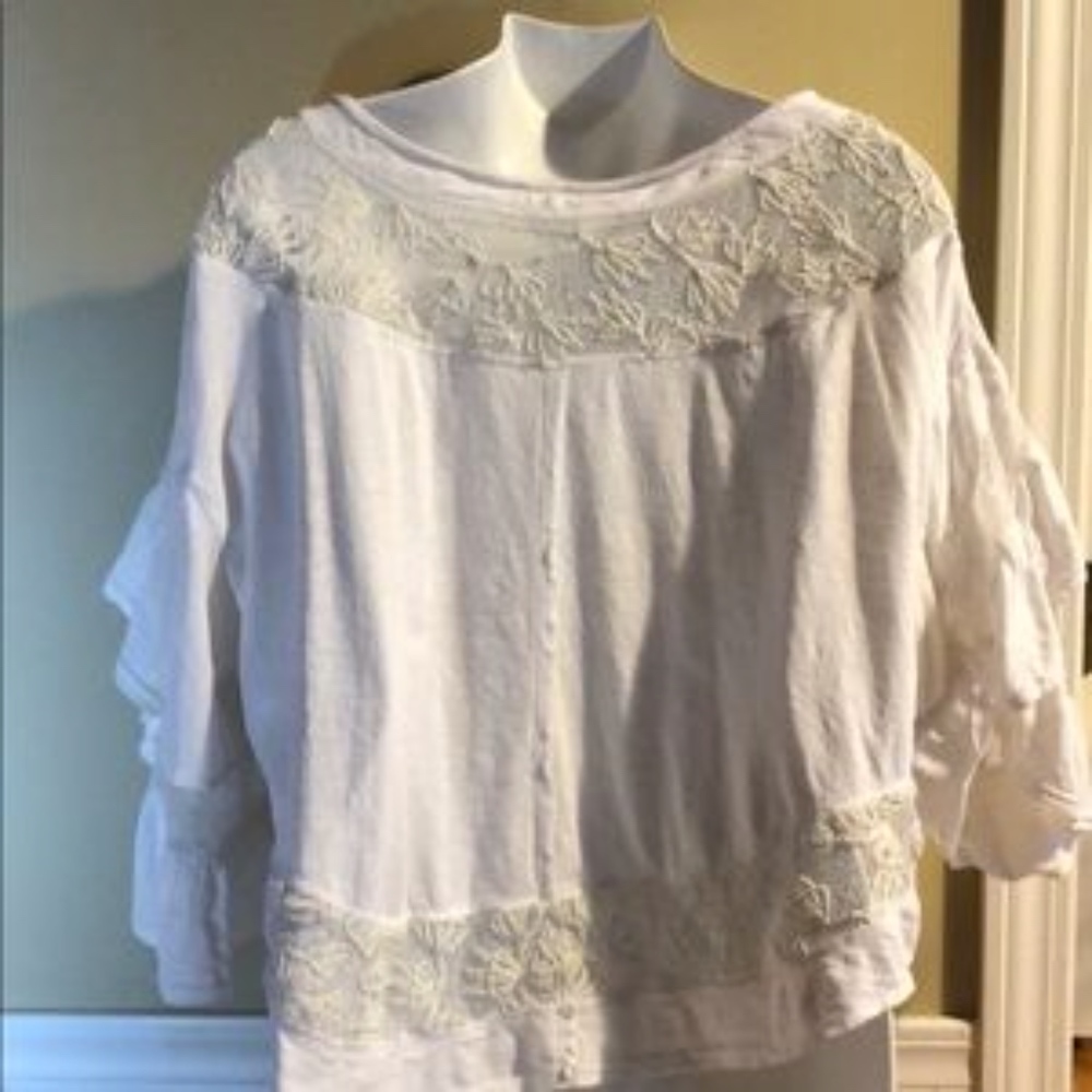 EUC Free People Lacy Cream/White Top - Size XS - Picture 3 of 4